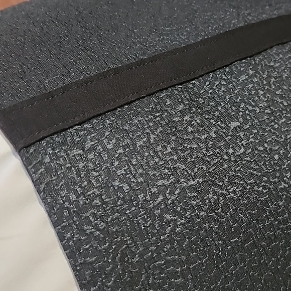 TAHARI Blakley Black and Grey Pencil Skirt Size 6 - Picture 2 of 7